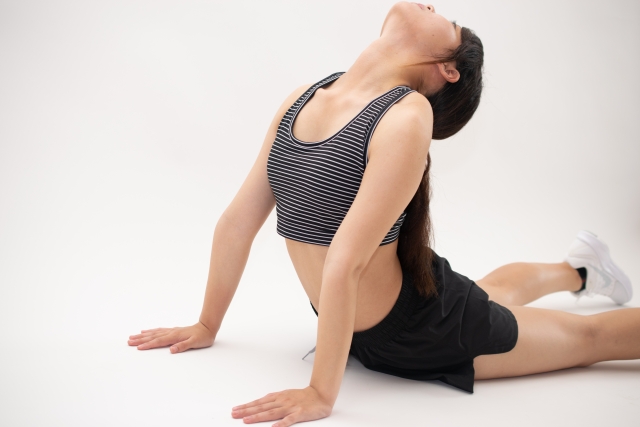 筋トレ中に腰痛いのは、準備不足かも？腰痛予防の筋トレ。 立川の女性専用パーソナルトレーニングジム ASmake